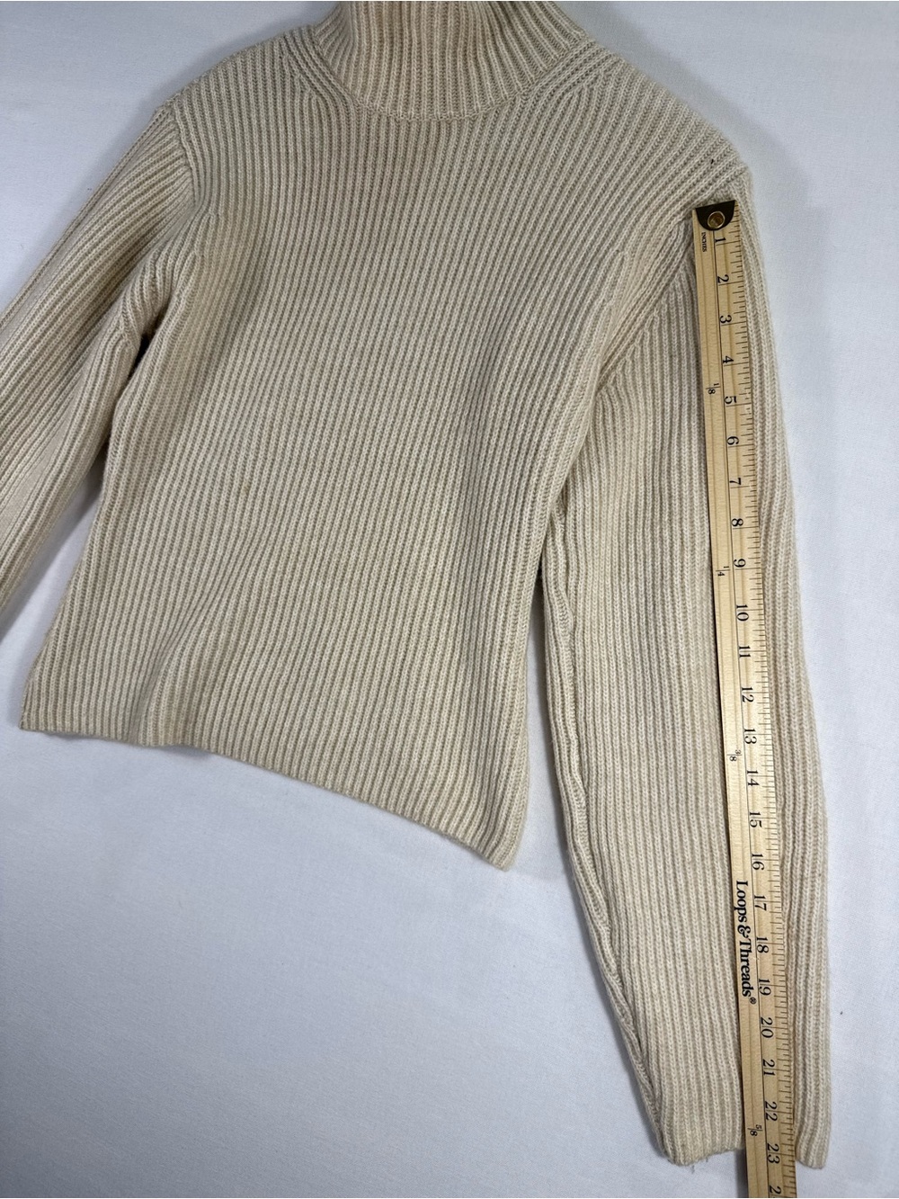 H&M Cream Ribbed Turtleneck Sweater - Picture 6 of 12